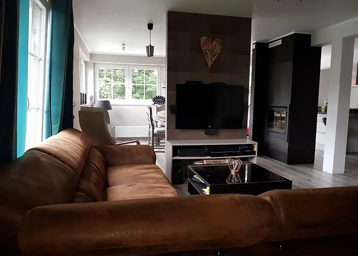 Au Bord De L'eau בית נופש טרואה פונטס